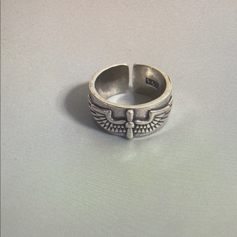 Silver Wing Design Ring